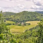 A Vineyard Retreat